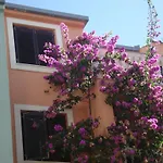 Bongavila * Podstrana
